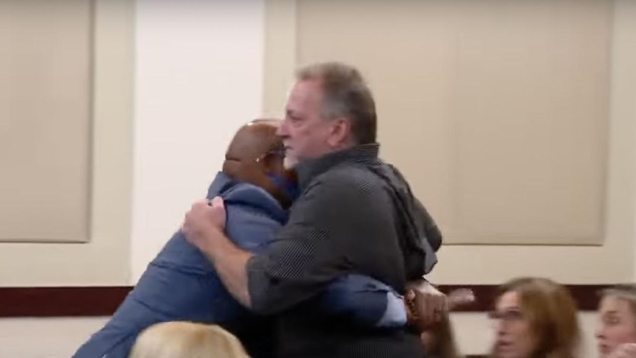 Video: Angry father restrained in court from going after suspects accused of killing his daughter