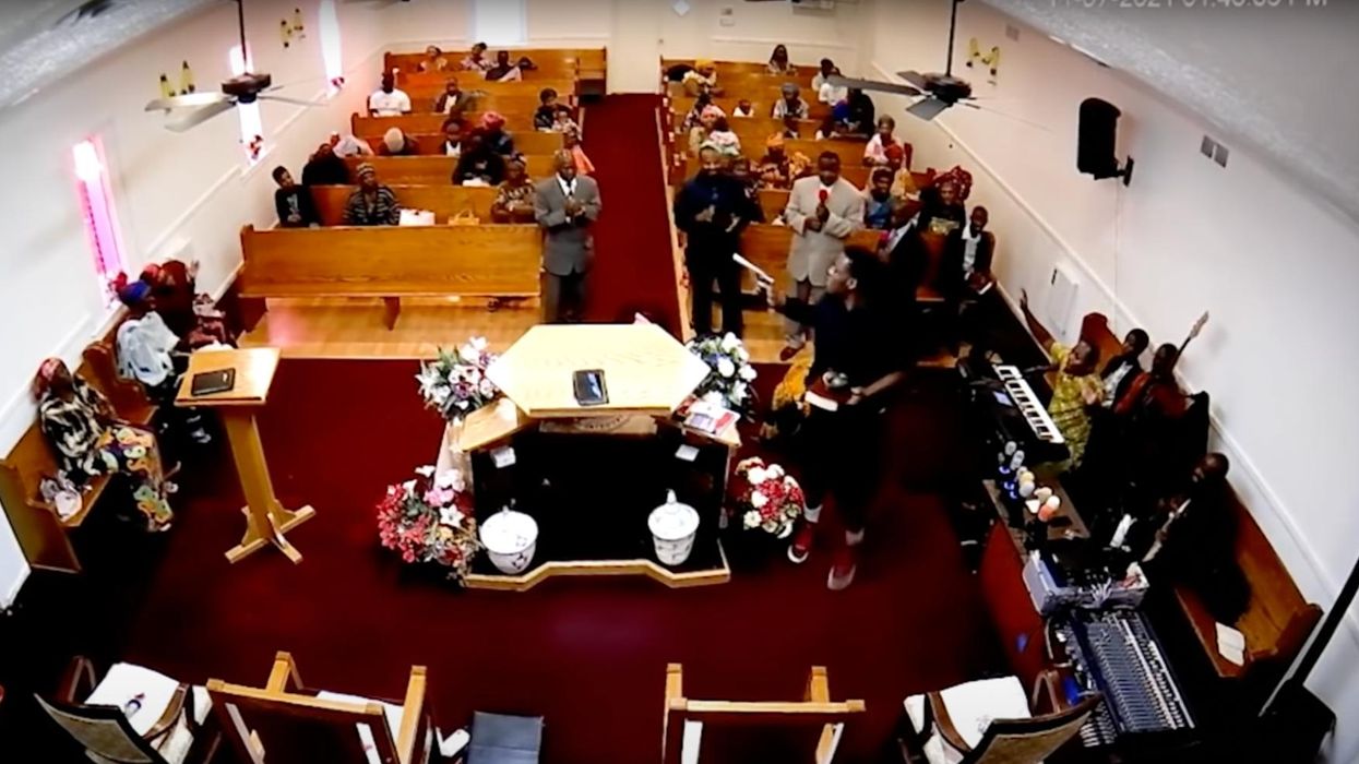 Video captures the moment a heroic pastor tackles, disarms armed suspect who stormed the church's altar