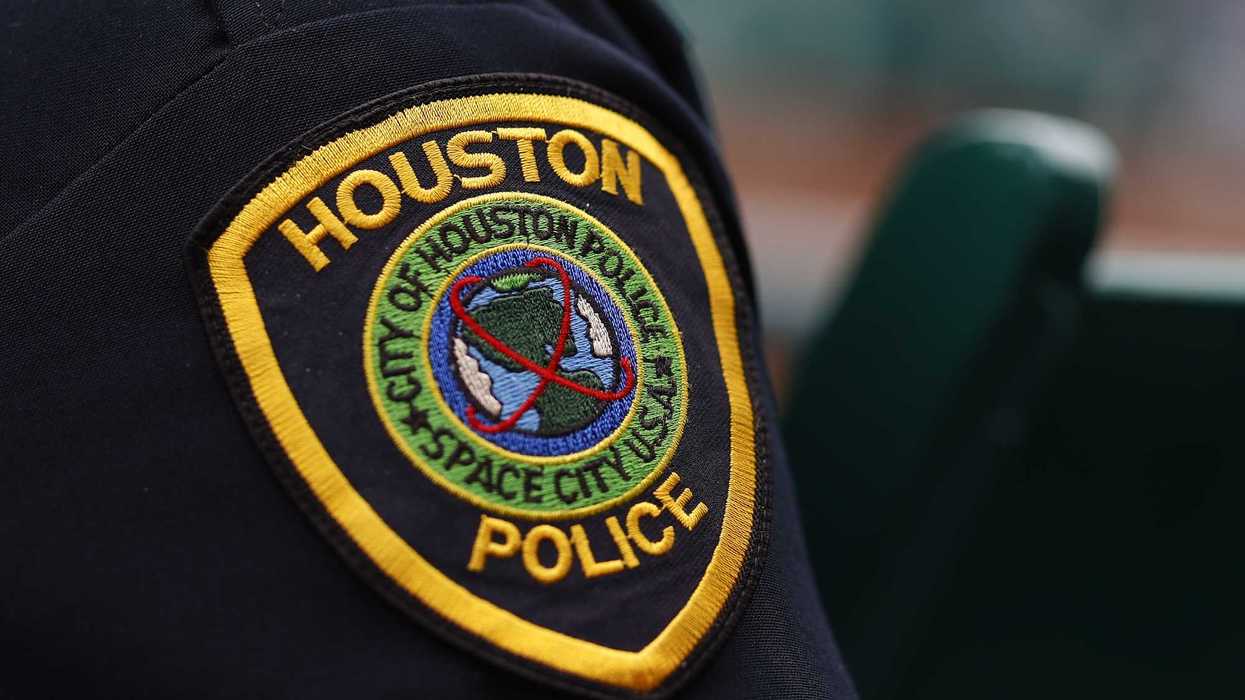 VIDEO: Cop turns in her badge and gun after allegedly posting racist rant against black people online