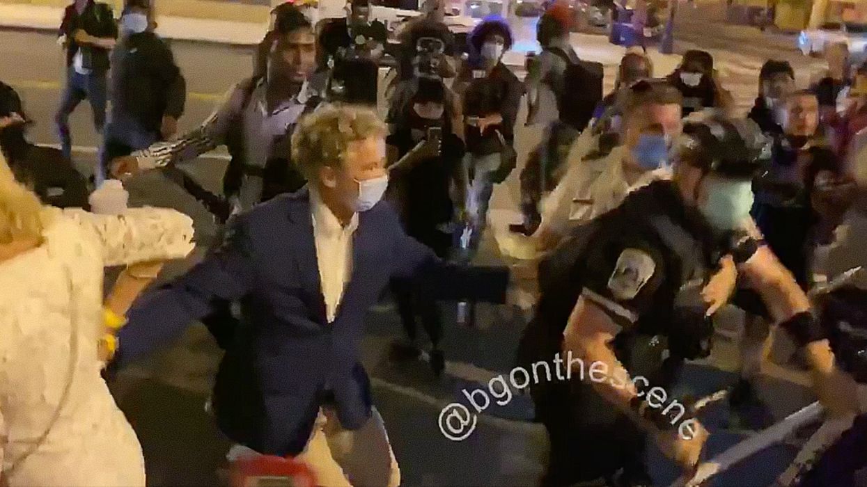 VIDEO: 'Crazed mob' attacks Sen. Rand Paul and his wife after Trump speech. Senator credits DC police with saving their lives.