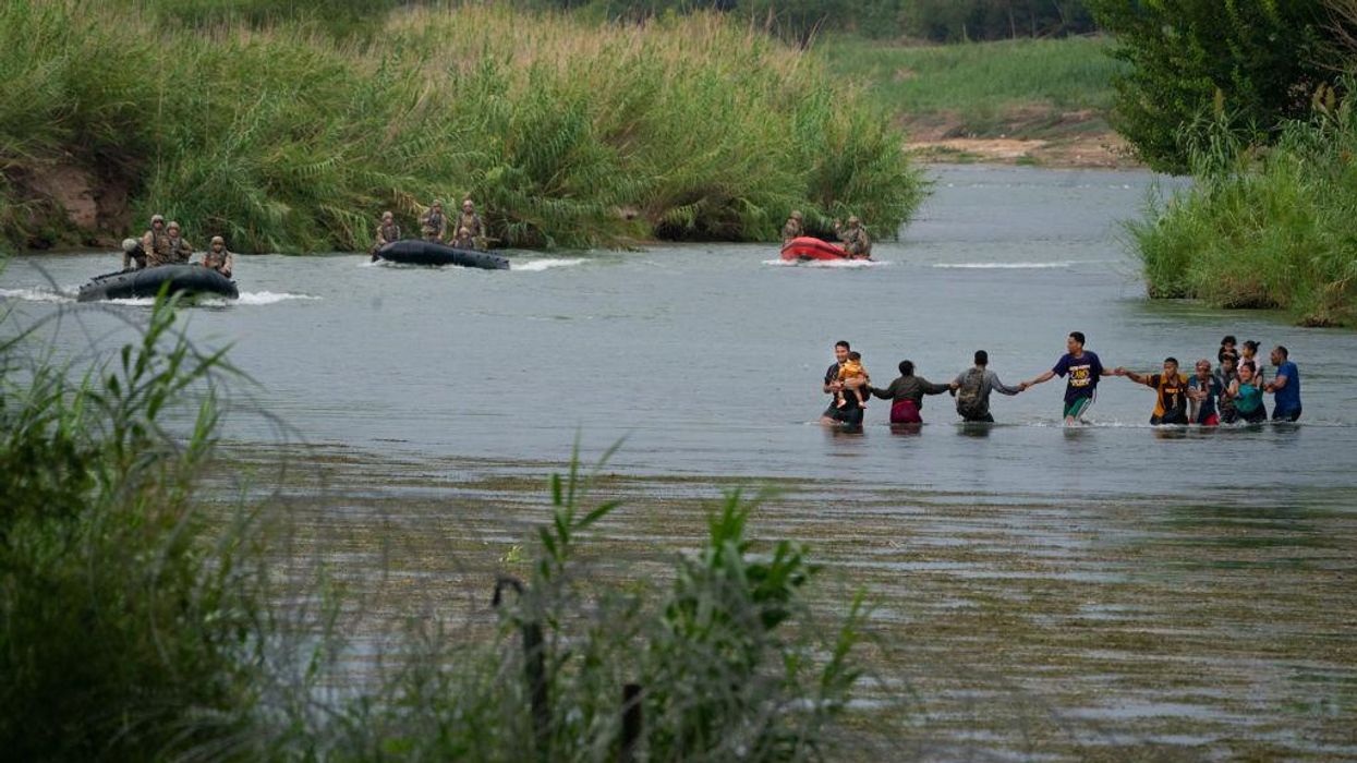 Video: Hundreds of migrants cross into Eagle Pass, Texas, as Democrats are still complaining about 50 illegal immigrants in Martha's Vineyard