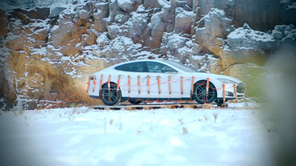 Video: Rather than pay $22K to repair his Tesla’s faulty battery, the owner decided to strap dynamite to the car and blow it into smithereens