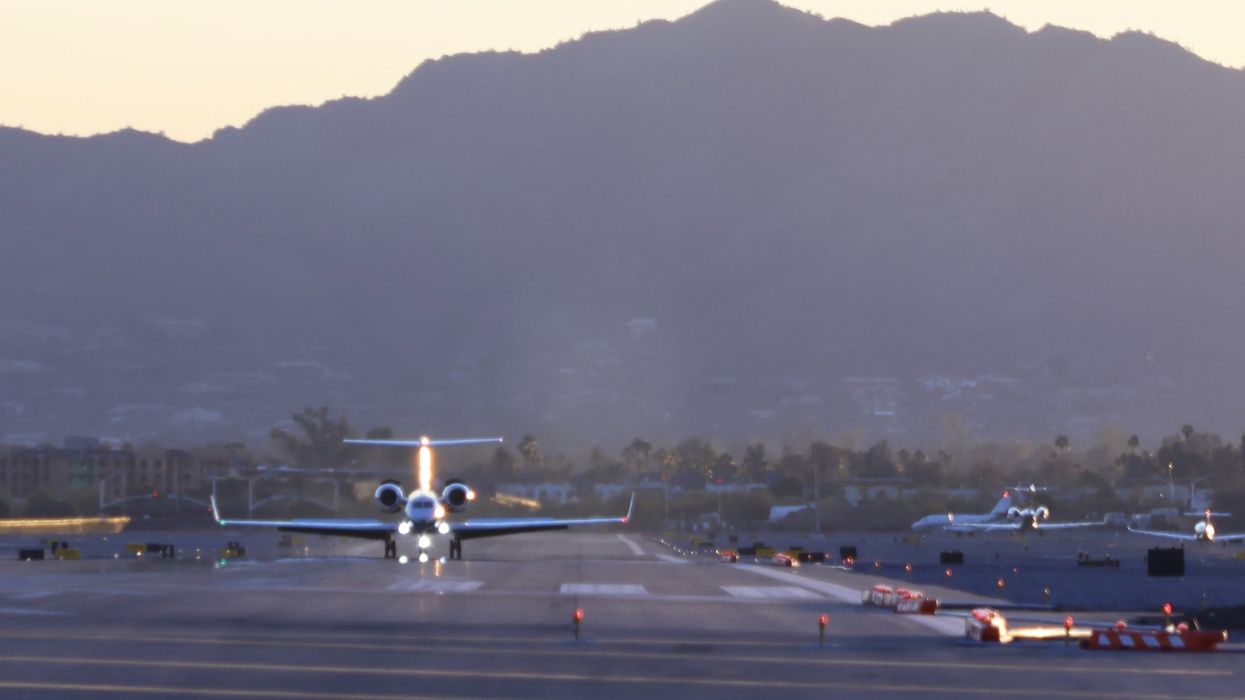 Video shows deadly plane crash at Arizona airport involving jet of '80s rocker