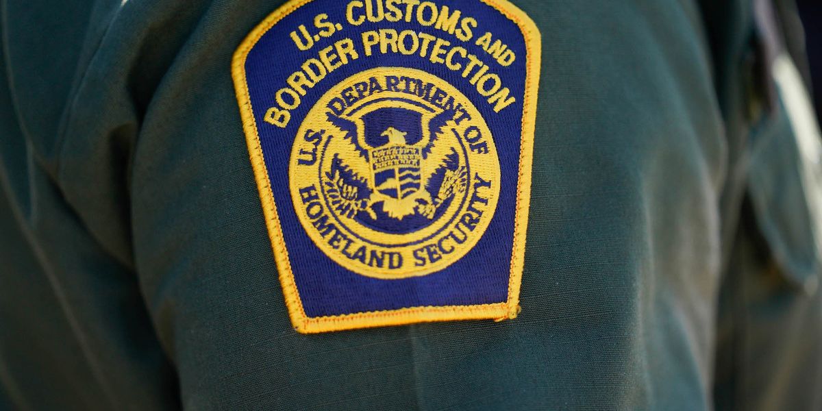Video shows protester apparently shooting at federal agents during immigration operation at California farm Video shows protester apparently shooting at federal agents during immigration operation at California farm