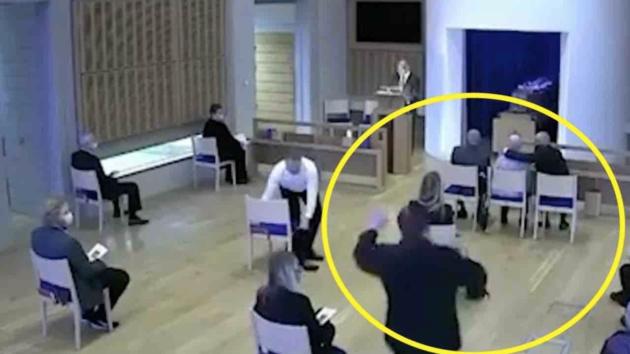 VIDEO: Staffer stops father's funeral at UK crematorium, orders sons to move away from grieving mom due to COVID-19 rules