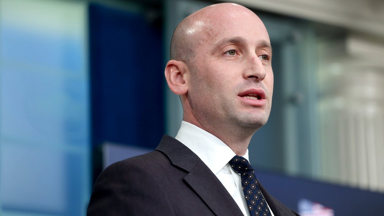 VIDEO: Stephen Miller torches media with 'civics lesson' at White House ...