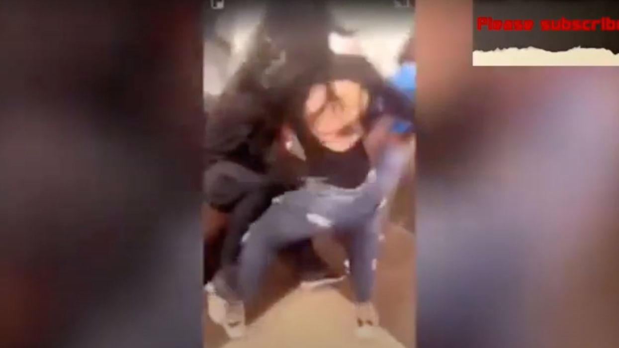 VIDEO: 'Weed smoking girls' attack security guard after he refuses to allow them in hotel elevator