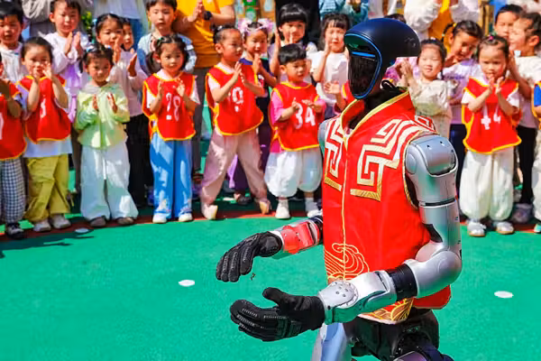 Viral robot kung-fu kicks small child, drawing mom's ire