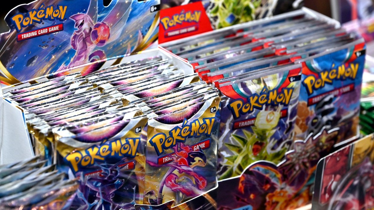 Viral video: Males in line for Pokémon cards begin arguing, then ...