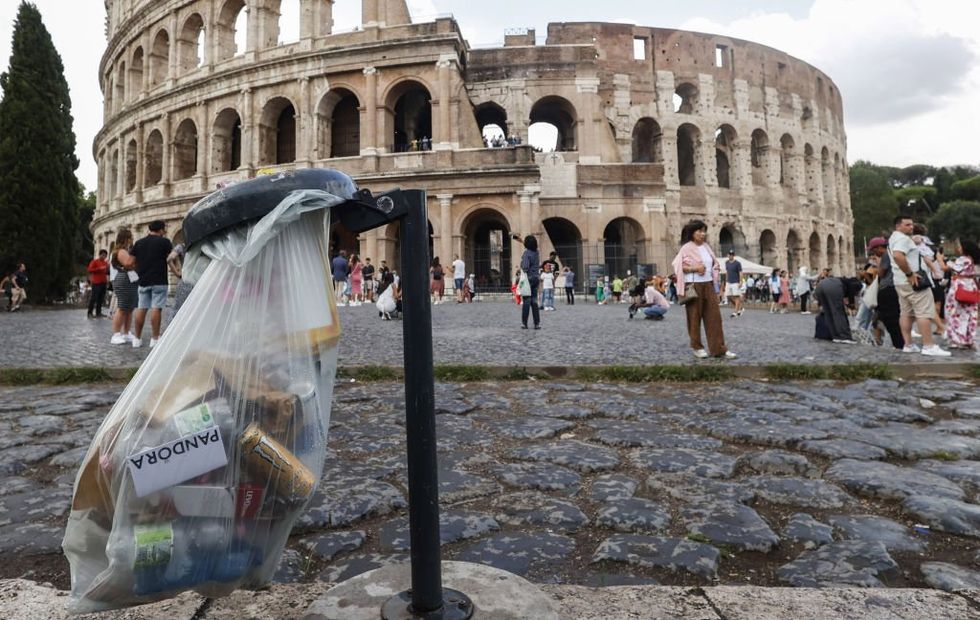 Waste management, Italian-style