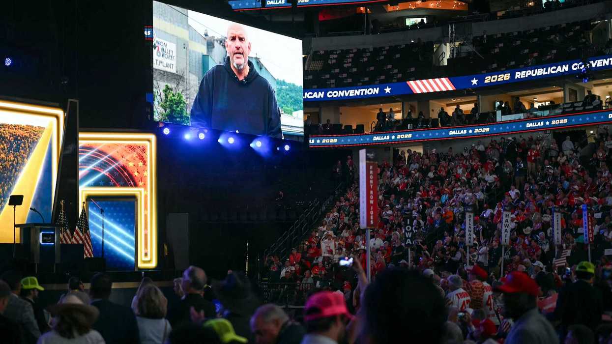 WATCH: John Fetterman makes STUNNING surprise appearance at Republican Midterm Convention