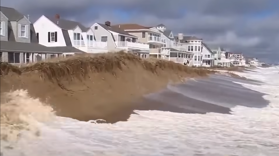 'We thought [it] would last longer': $500K sand dune project meant to protect homes from tide washes away in 3 days