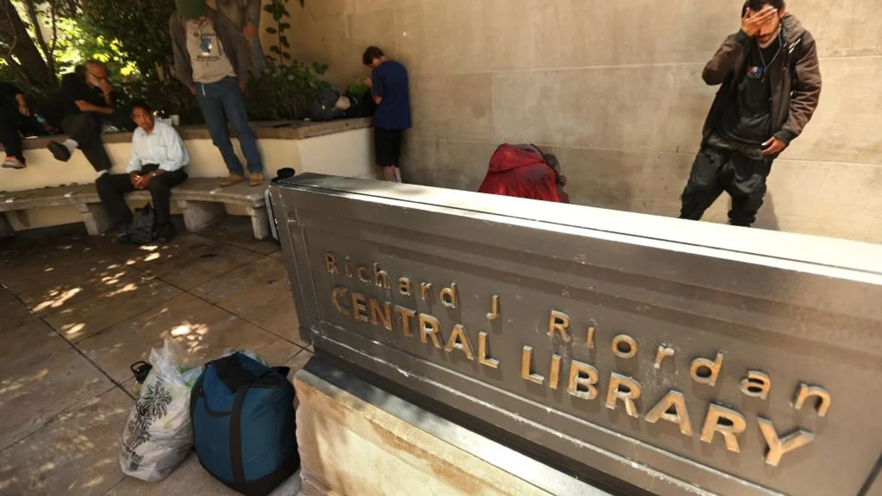 When did America's public libraries become homeless encampments?