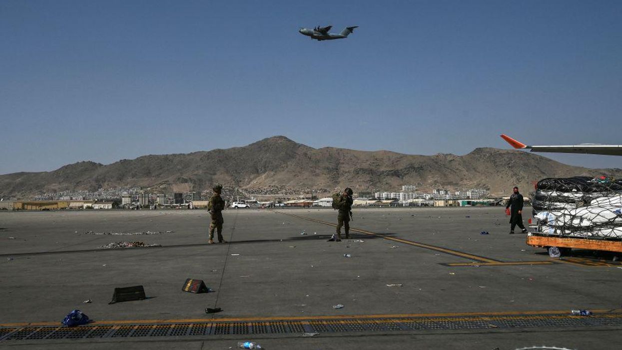 While US confines its evacuations to airport, British, German, and French forces are reportedly rescuing their citizens in Kabul
