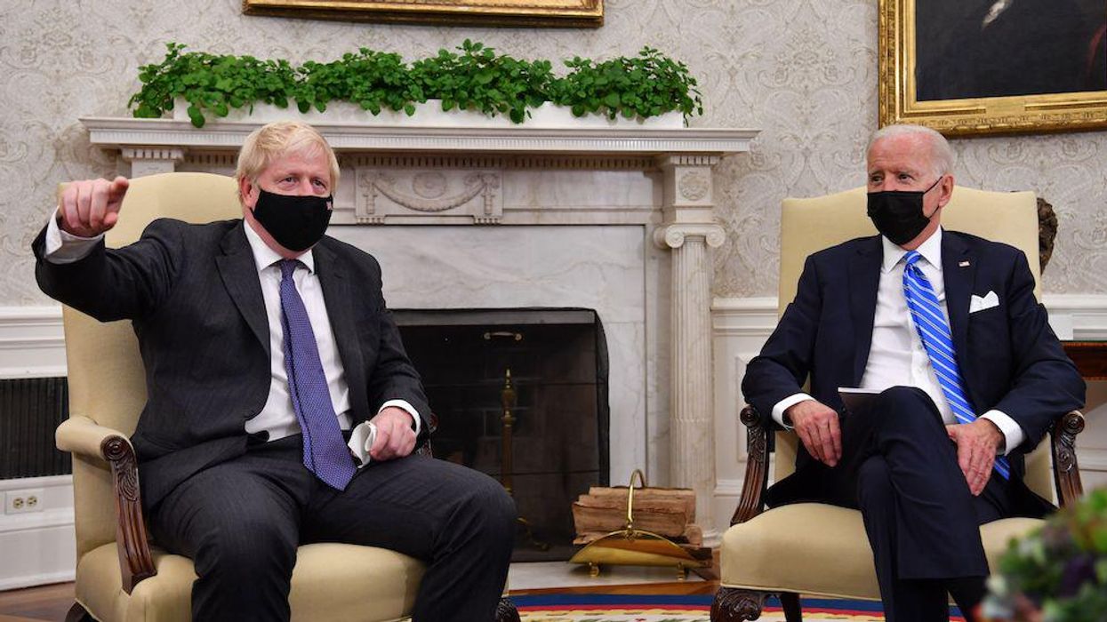 White House blames Boris Johnson for embarrassing Oval Office, no-questions-for-Biden kerfuffle