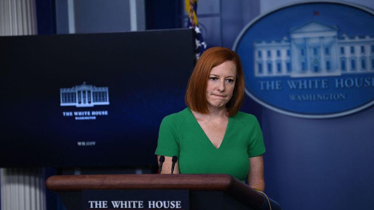 White House denies 'spying' on social media, says users sharing disinformation should be banned from all platforms