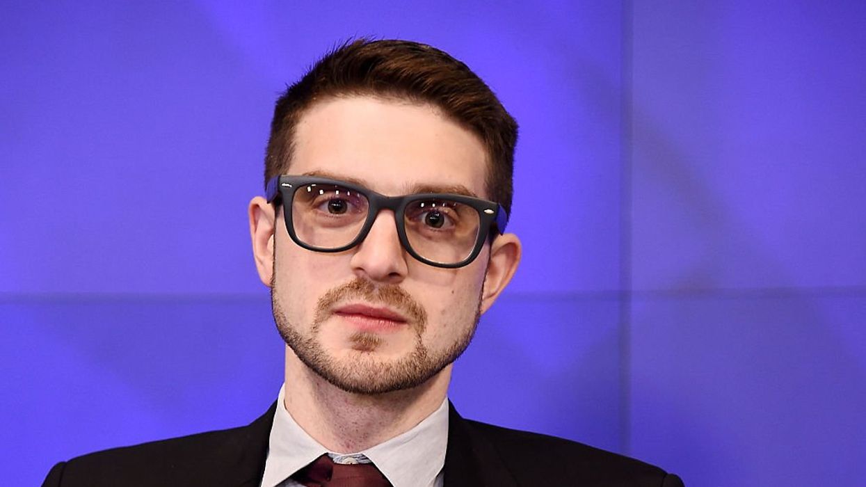 White House logs reveal George Soros' son has made at least 14 visits