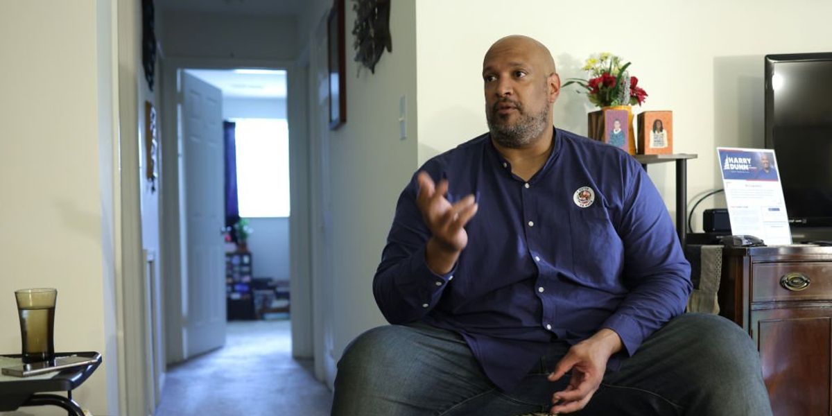 Why did a powerful veterans' PAC endorse Harry Dunn, phony ‘hero’ of January 6? | Blaze Media