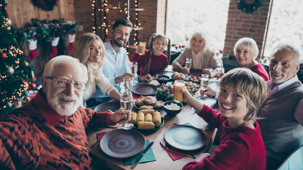 Why you should hold a family meeting this holiday season
