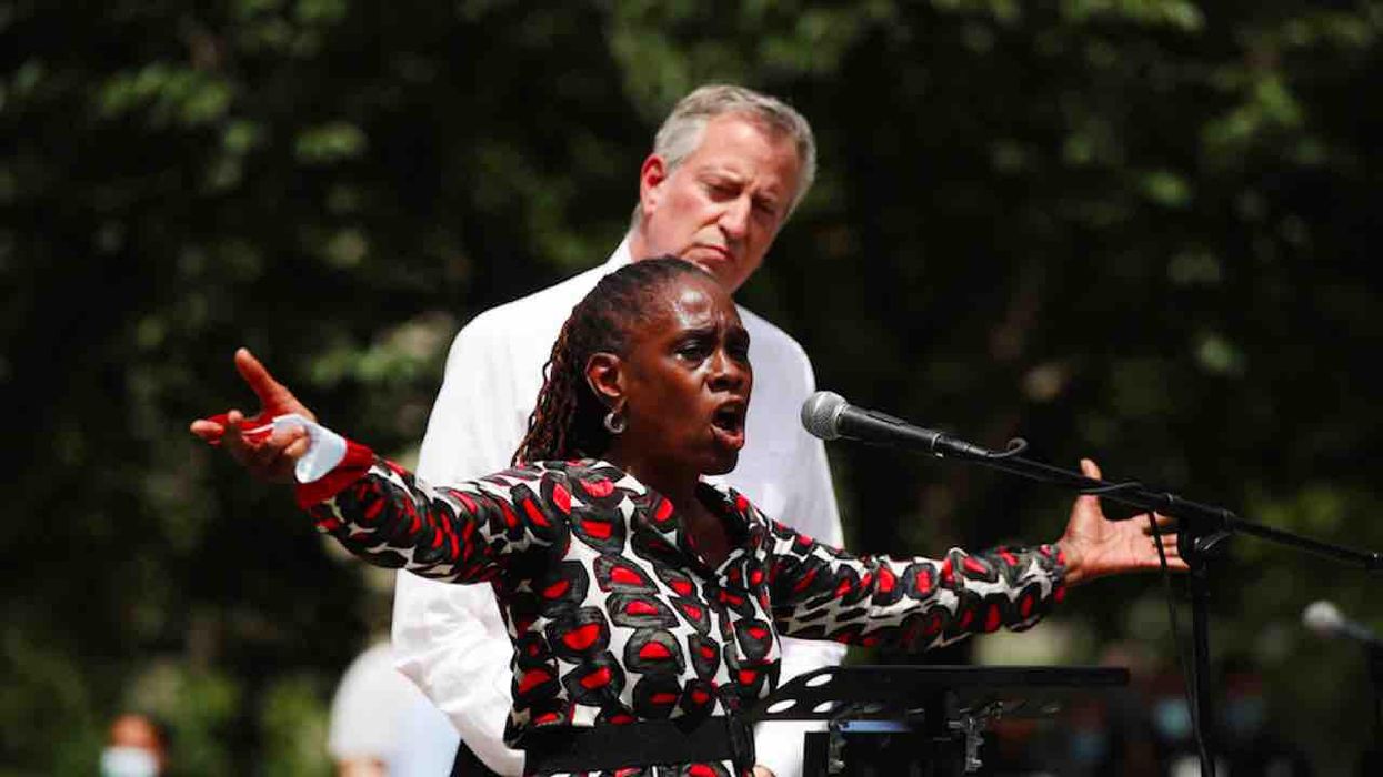 Wife of NYC Mayor Bill de Blasio urges residents to 'physically intervene' in violent crime — just months after she got him to defund police
