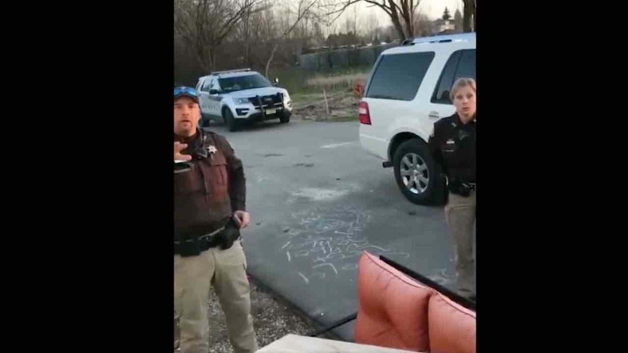 Wisconsin sheriff's deputies get testy with mother for letting daughter play at neighbor's home