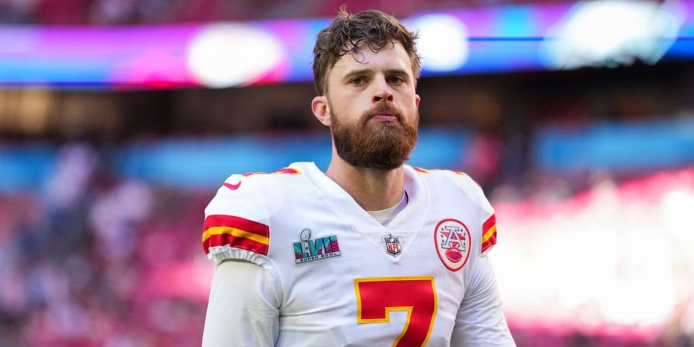 Woke sports writer demands Harrison Butker lose his job to a woman — but he accidentally makes ironic admission - Vimarsana News
