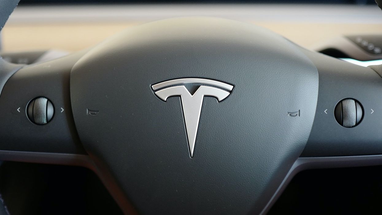 Woman charged with felony for allegedly causing $2.6K damage to Tesla with large wad of gum