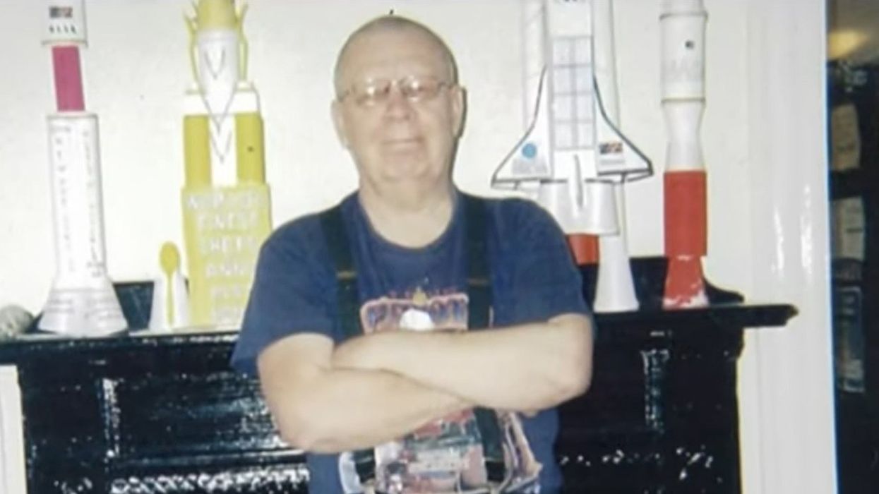 Word went out a Vietnam War-era Navy veteran was set to be buried alone. Now, hundreds of motorcyclists will escort him to the great hereafter.