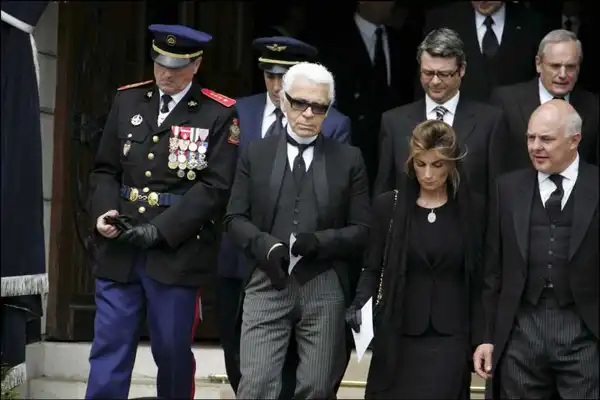 Would it kill us to dress up for funerals?