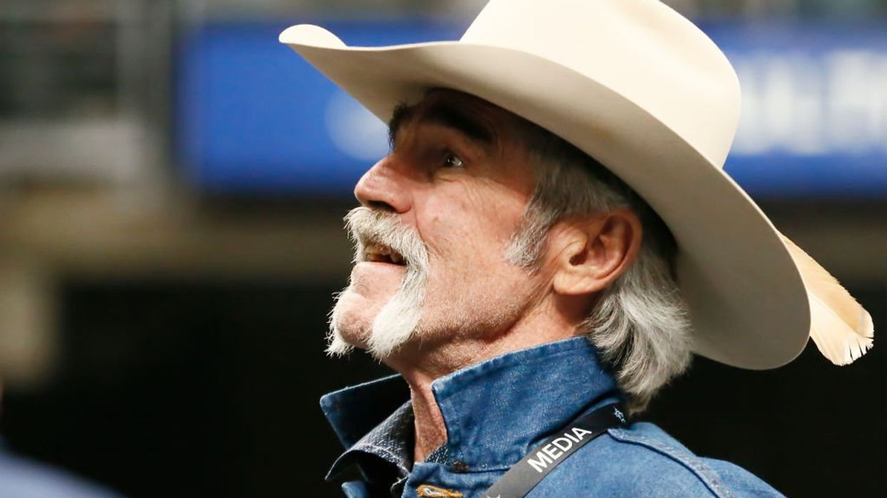 'Yellowstone' actor Forrie J. Smith says he was kicked off a flight after refusing to sit next to a masked passenger