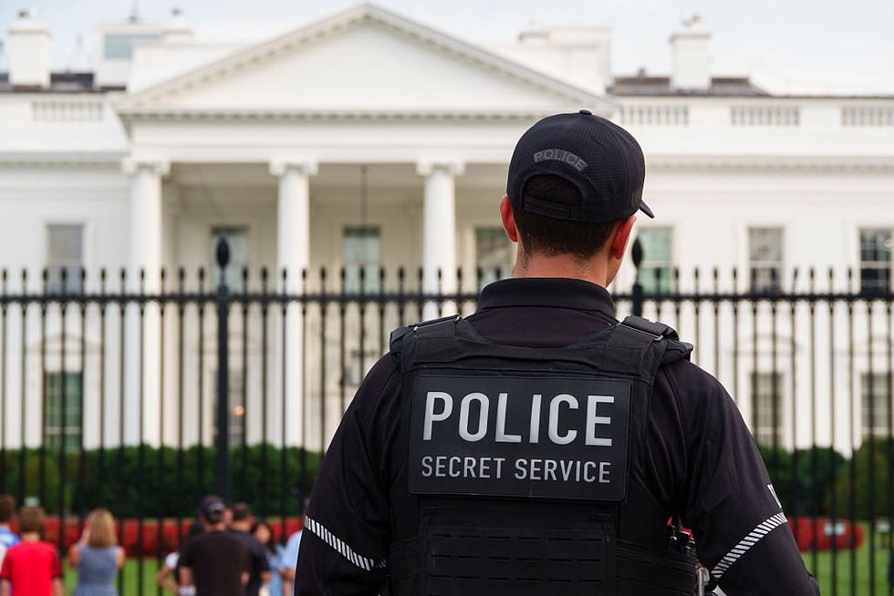 'You can come here': Secret Service officer allegedly compromises White House security, mocks Trump to woo stranger